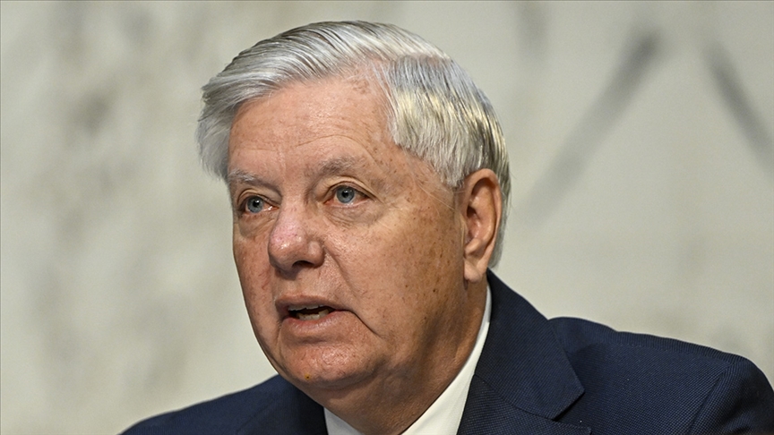 ABD'li Senatör Graham, İran'ın balistik füzelerinin İsrail'in hava savunma sistemini alt edebileceğini söyledi