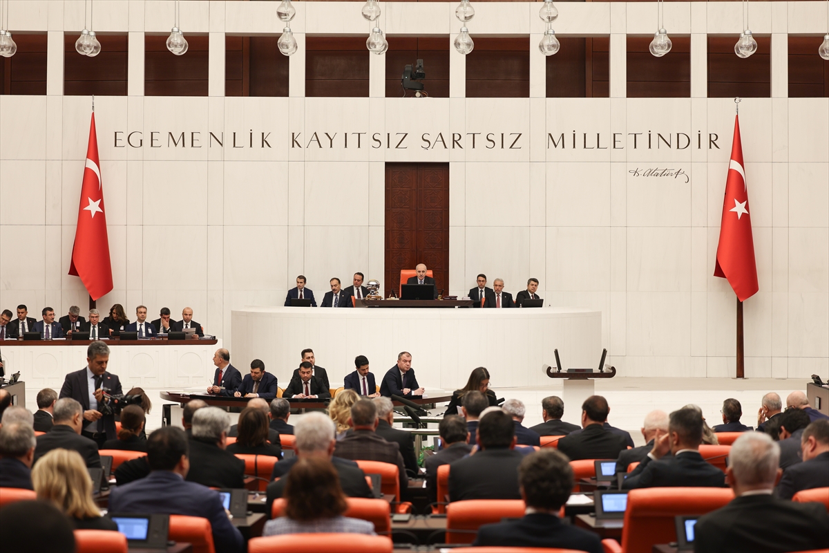 Meclis’e yağmur gibi talep: 4 gün çalışma, uzun doğum izni, askerlik kolaylığı
