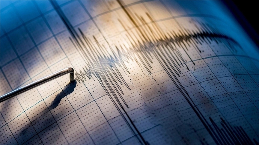 Papua Yeni Gine'de 6,5 büyüklüğünde deprem