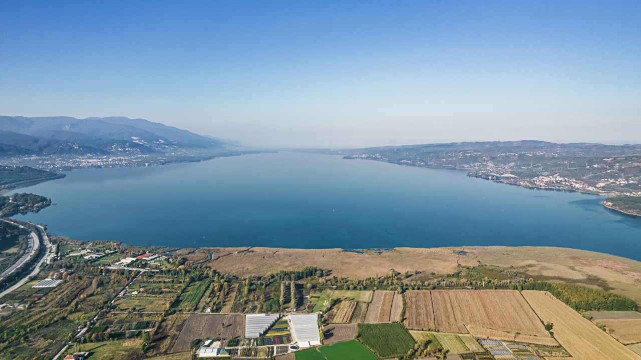 Sapanca Gölü'ndeki kuraklık suyun sadece miktarını değil kalitesini de düşürüyor