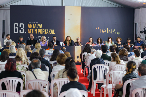 Altın Portakal’da festival heyecanı söyleşilerle başladı