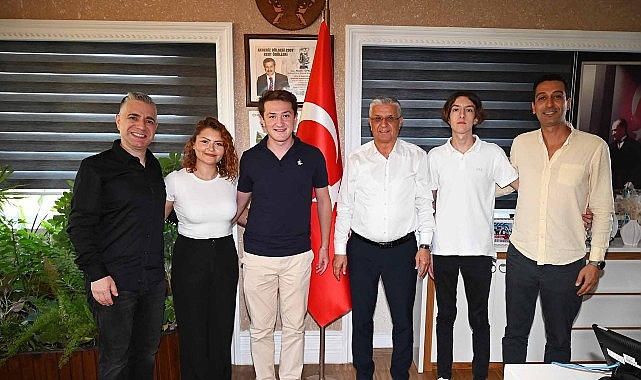 Antalya Bisiklet Sevenler Spor Kulübü'nden Başkan Topaloğlu'na ziyaret 