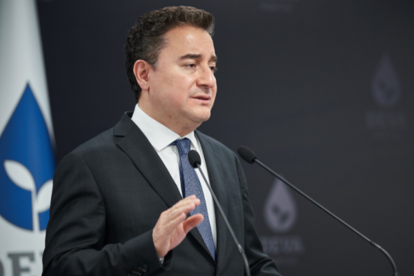 Babacan: Finansal piyasalara verilen mesaj ne olacak?