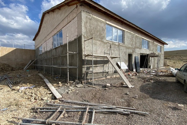 Bayburt’ta bakliyat paketleme tesisi yapımı sürüyor