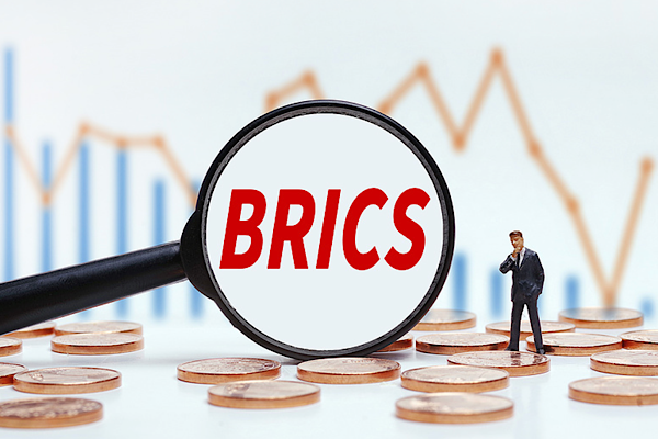 BRICS üye ülkeleri arasında 60'tan fazla sonuç belgesi imzalandı 