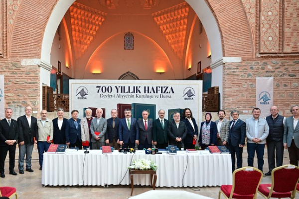 Bursa’nın 700 yıllık tarihi kitaplaştırıldı