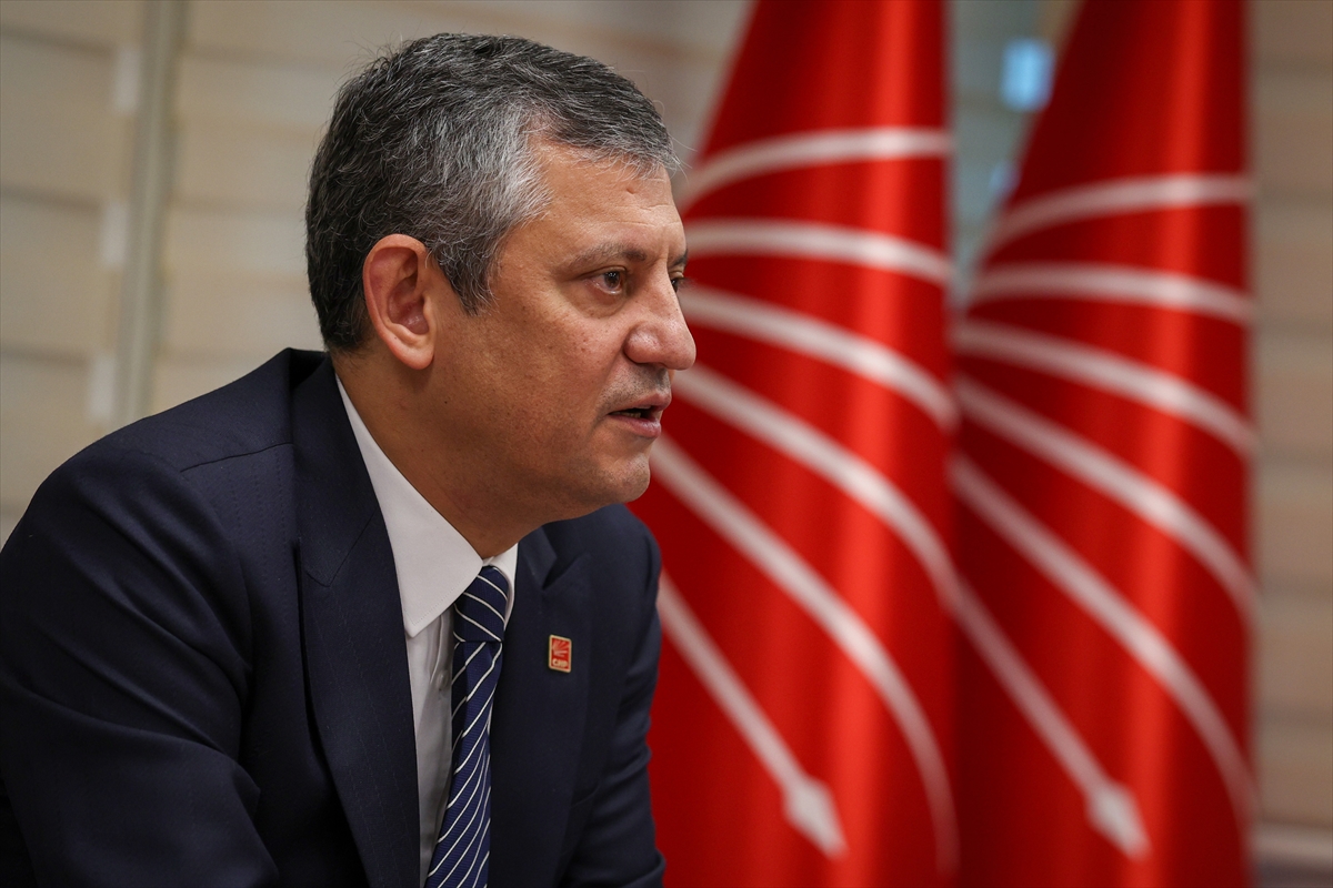 CHP Genel Başkanı Özel, basın toplantısı düzenledi: CHP Genel Başkanı Özel, basın toplantısı düzenledi:
