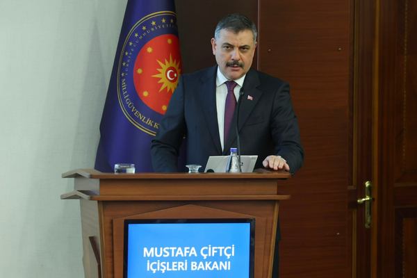 Çiftçi: Devletle milleti yeniden kucaklaştıran bir destan yazdık