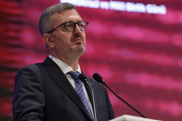 Duran: Artık küresel ağların ürünü olan dijital kumardan bahsediyoruz