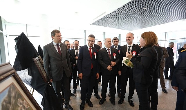 İnegöl'de Cumhuriyet Coşkusu Goblen Sanatıyla Buluştu 