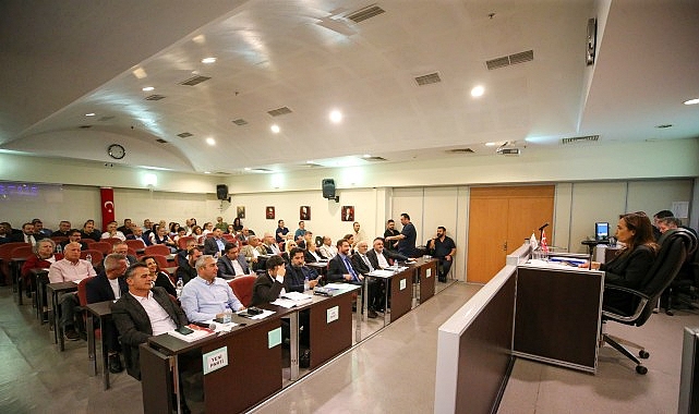 Karşıyaka'nın 6,6 milyar TL'lik 2027 bütçesine onay