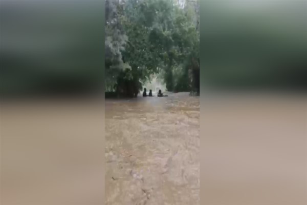 Kemerburgaz’da selin boyutu görüntülere yansıdı
