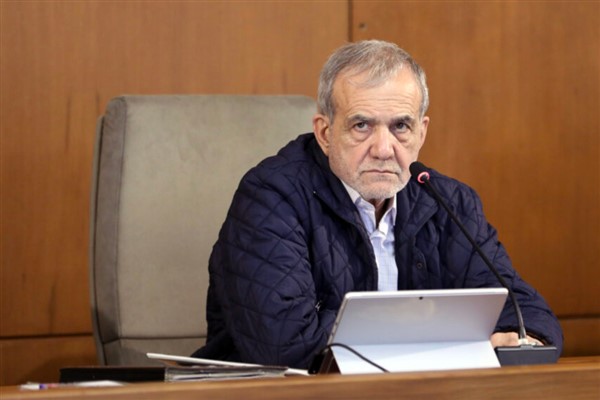 Pezeşkiyan: Meclis üyelerinin Kitabçi’yi onaylaması, dünyaya güçlü bir mesaj verdi