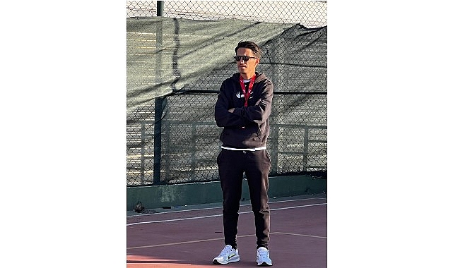 Seferihisar Belediyesi pickleball antrenörü Ali Oktay Kırdağ'a millî görev