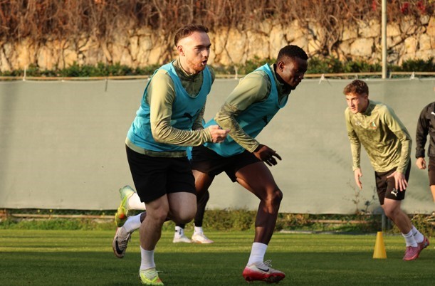 Alanyaspor, Fatih Karagümrük maçı hazırlıklarını tamamladı
