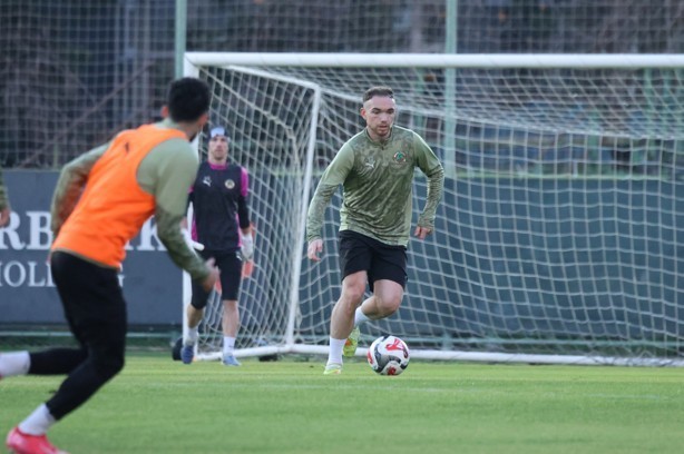 Alanyaspor, Fatih Karagümrük maçı hazırlıklarını tamamladı
