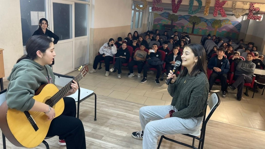 Balıkesir’de okullarda Aile ve Oyun temalı etkinlikler başladı
