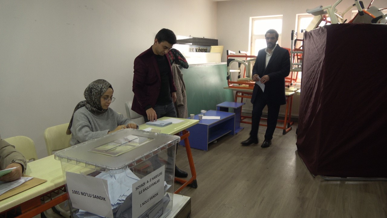 Bingöl’de yarım asırlık başkanlık sona erdi: Şoförler odasında yeni dönem
