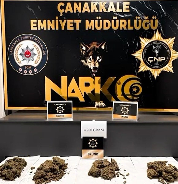 Çanakkale’de piyasa değeri yaklaşık 7 milyon TL değerinden uyuşturucu maddeler ele geçirildi
