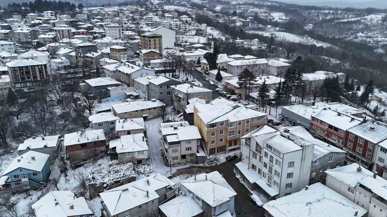 Demirköy’de kartpostallık kış manzarası
