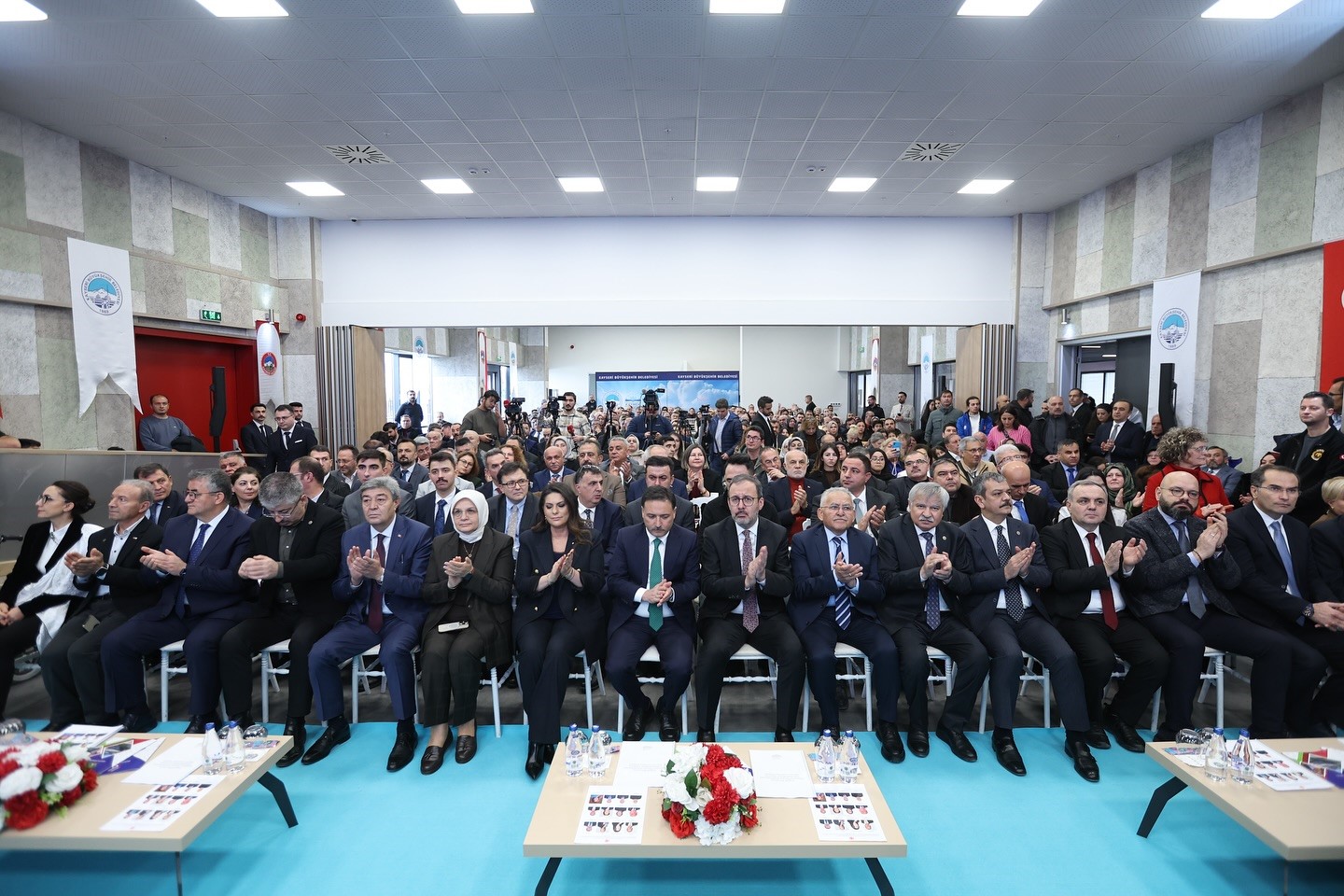 Engelsiz Yaşam Merkezi; TBMM Araştırma Komisyonu Toplantısı’na ev sahipliği yaptı
Engelsiz Yaşam Merkezi; TBMM Araştırma Komisyonu Toplantısı’na ev sahipliği yaptı