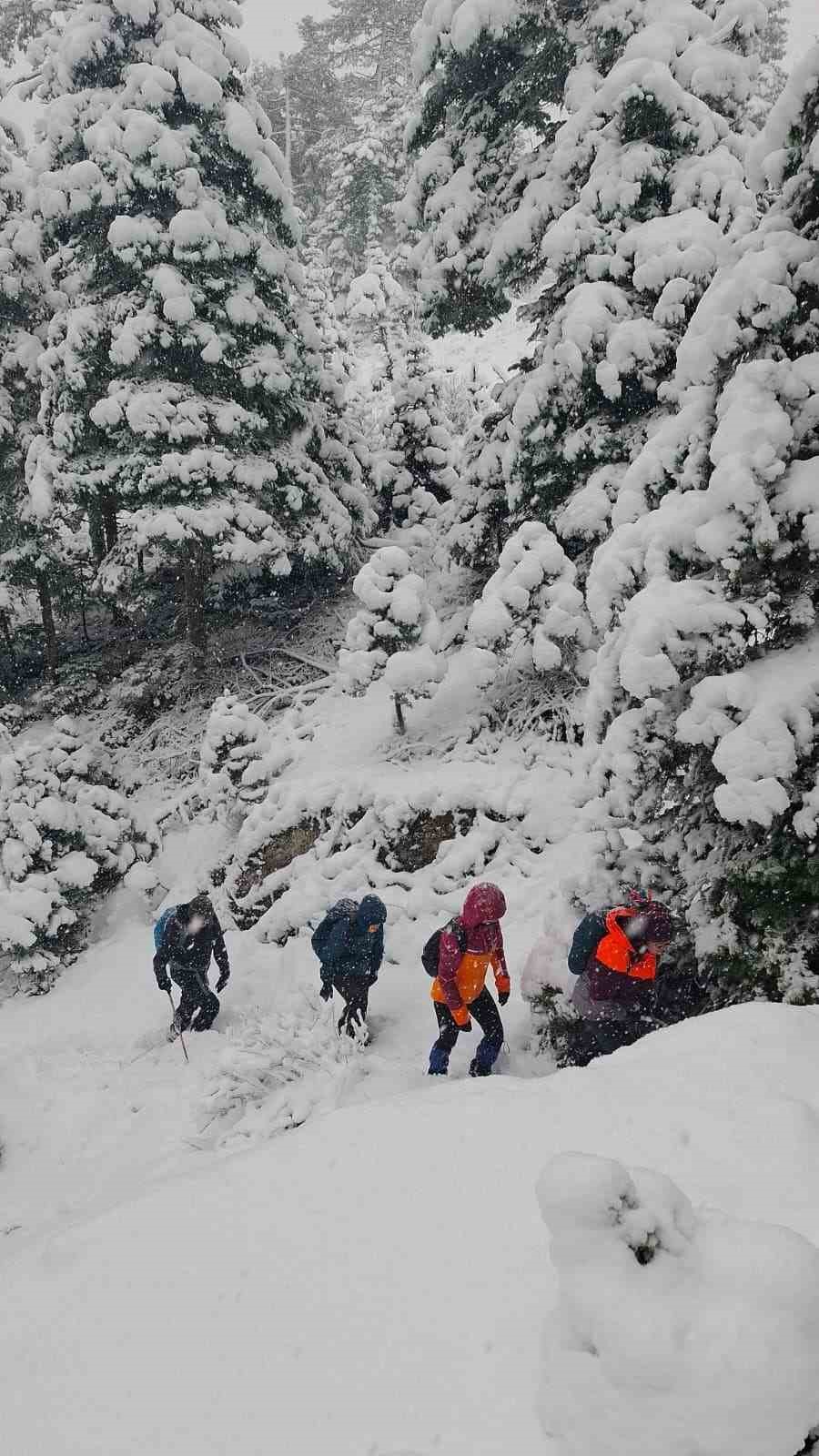 ESDAG üyeleri 30 kilometrelik zorlu orman parkurunu geride bıraktı
