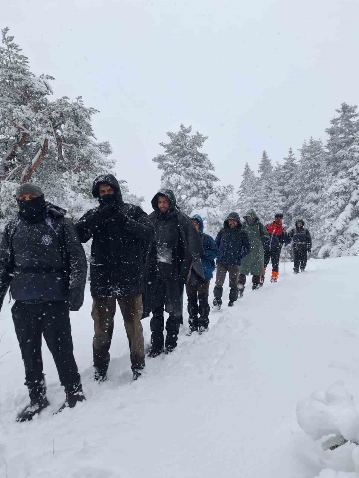 ESDAG üyeleri 30 kilometrelik zorlu orman parkurunu geride bıraktı
