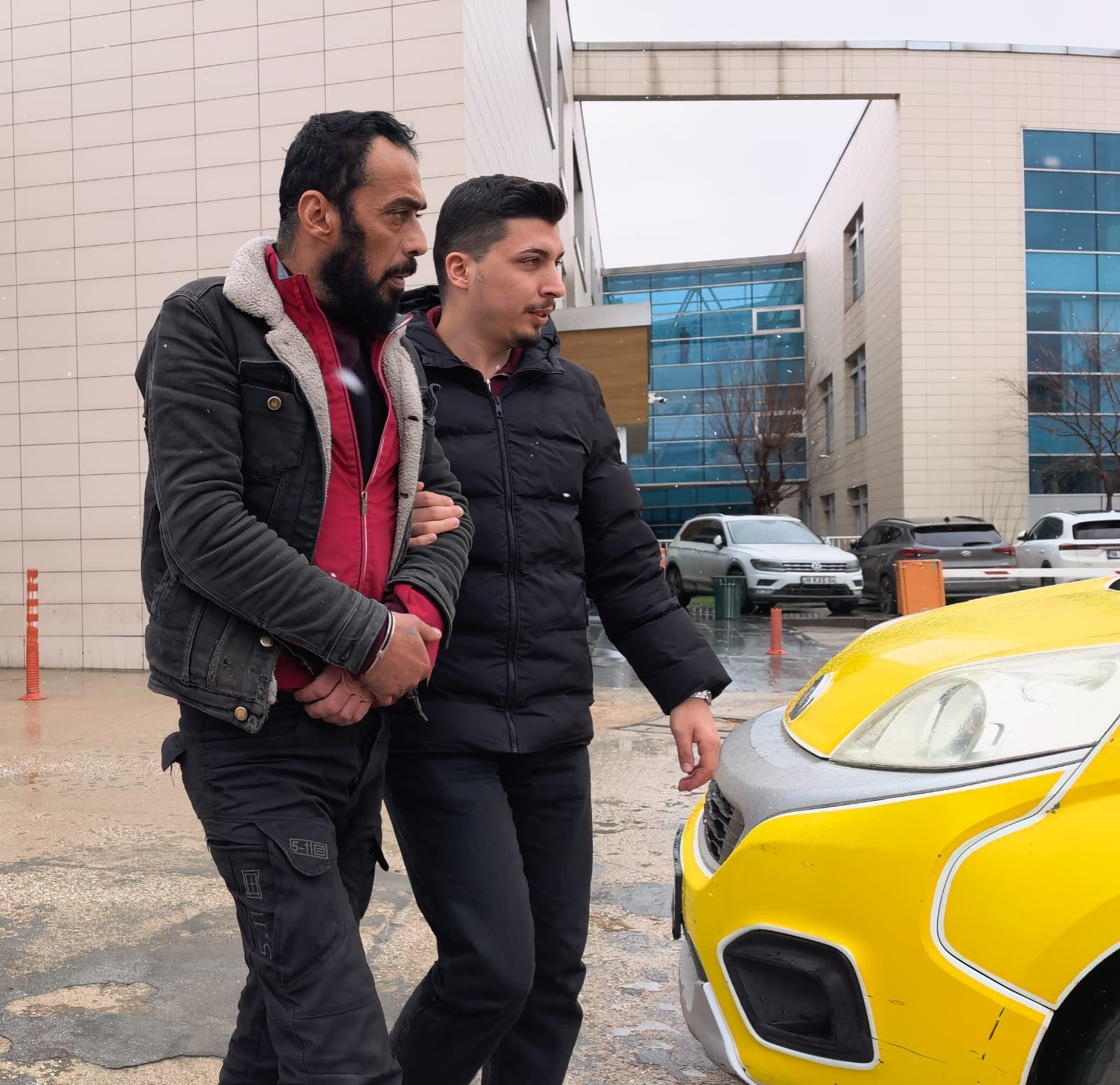 İnegöl’de 300 gram bonzai ele geçirildi
