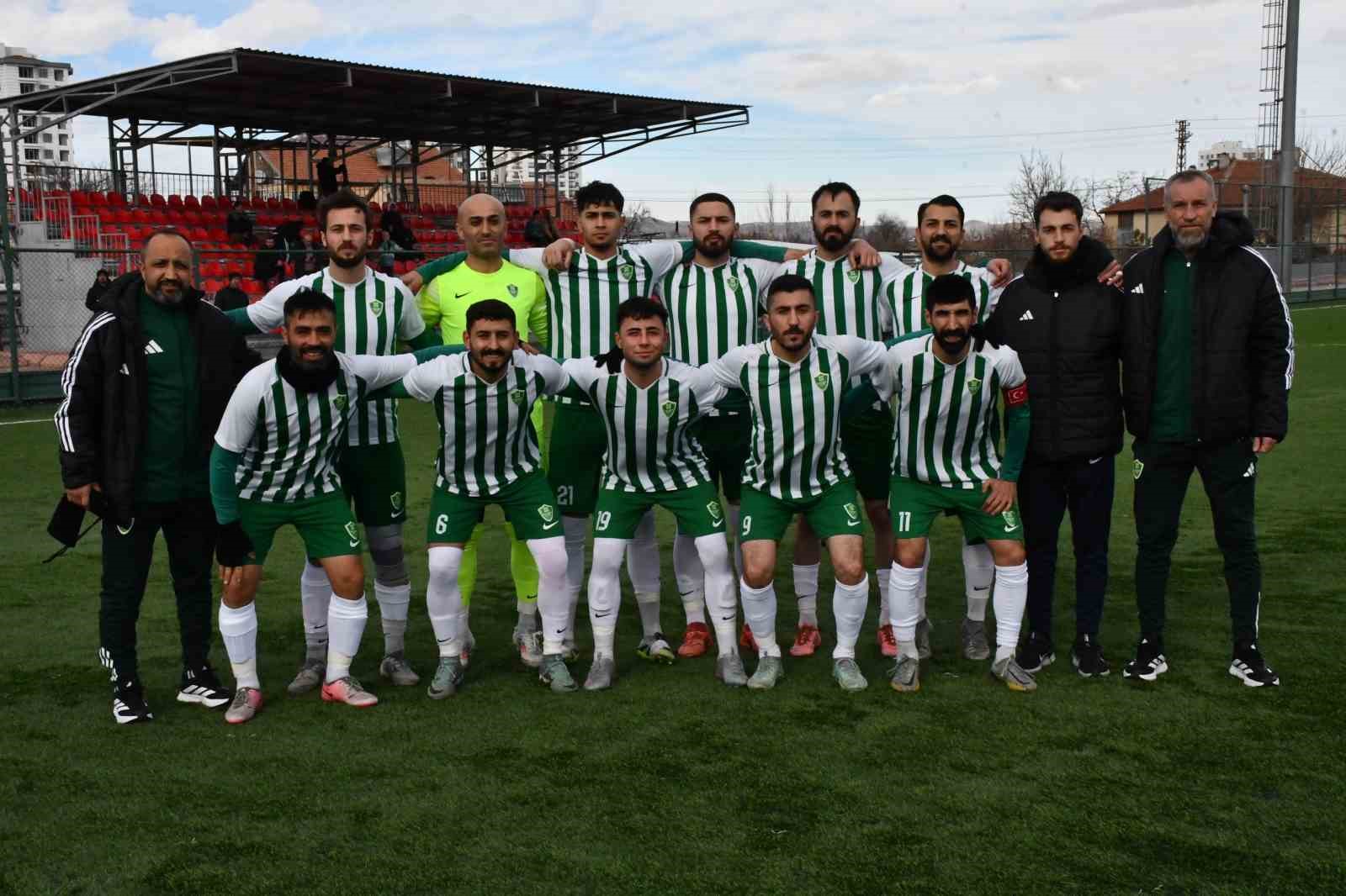 Kayseri Şekerspor 4 golle geçti
