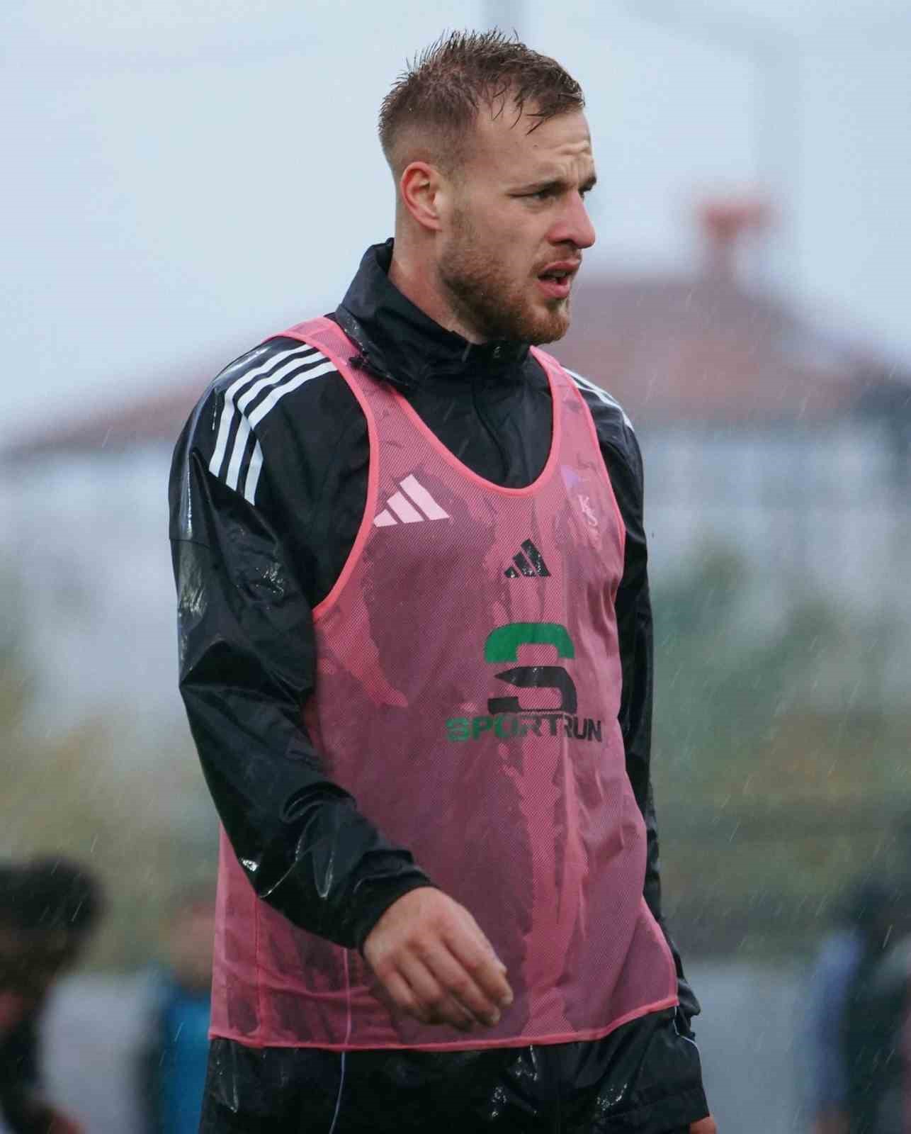 Kocaelispor, Antalya kampını tamamladı
