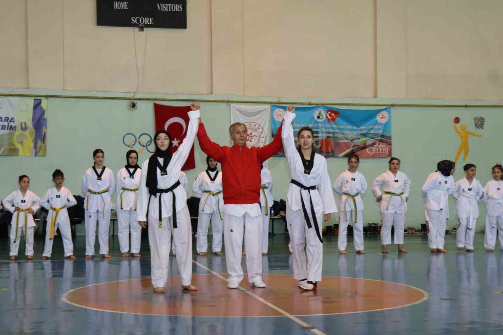Oltu’da taekwondo kuşak sınavı heyecanı
