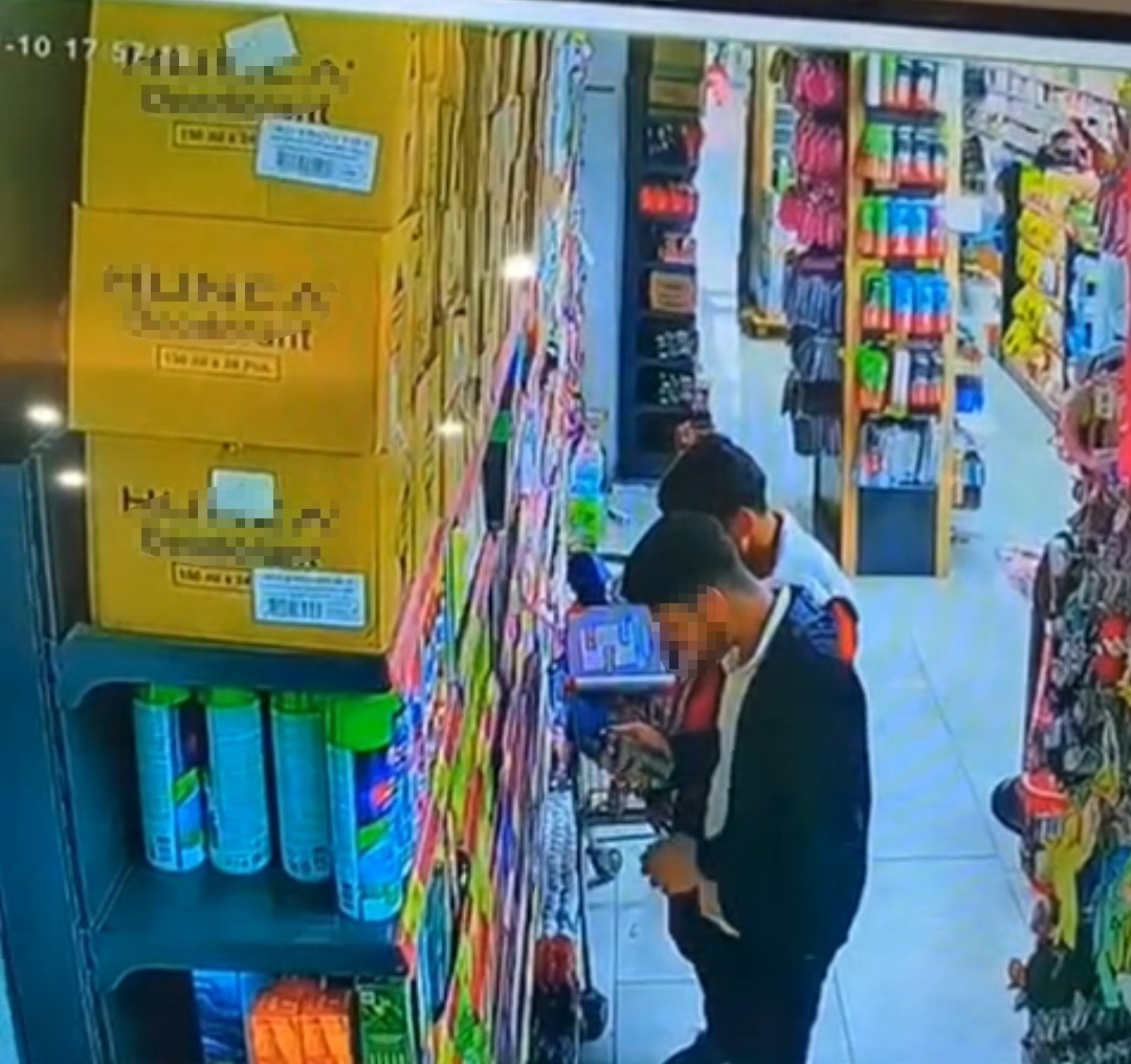 Parfüm hırsızları adli kontrol şartıyla serbest kaldı
