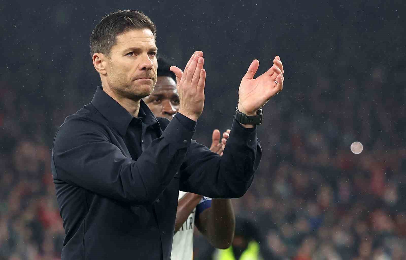 Real Madrid, Xabi Alonso ile yollarını ayırdı
