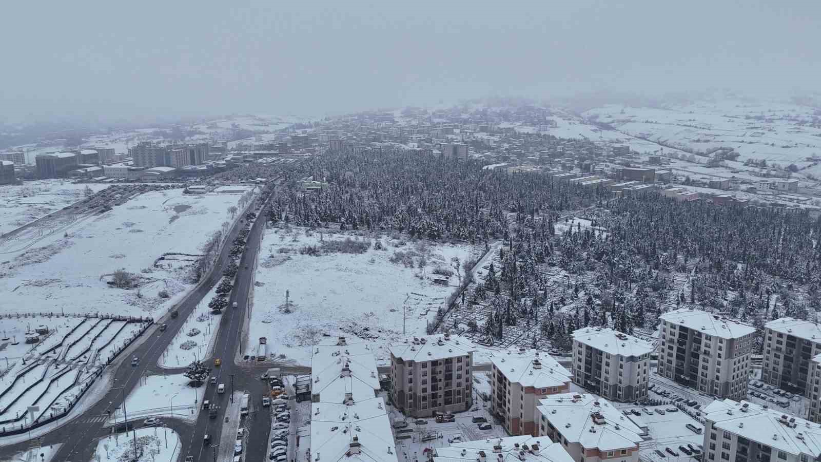 Samsun’u Balkan soğuğu vurdu: Yükseklerde kar 50 santime ulaştı
