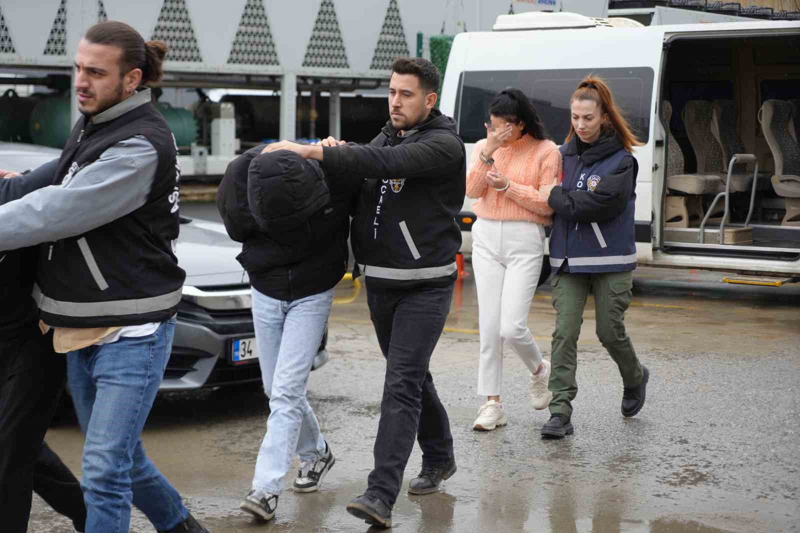 ’Sazan Sarmalı’ ile 3.5 milyarlık vurgun: Lüks villada hayat
