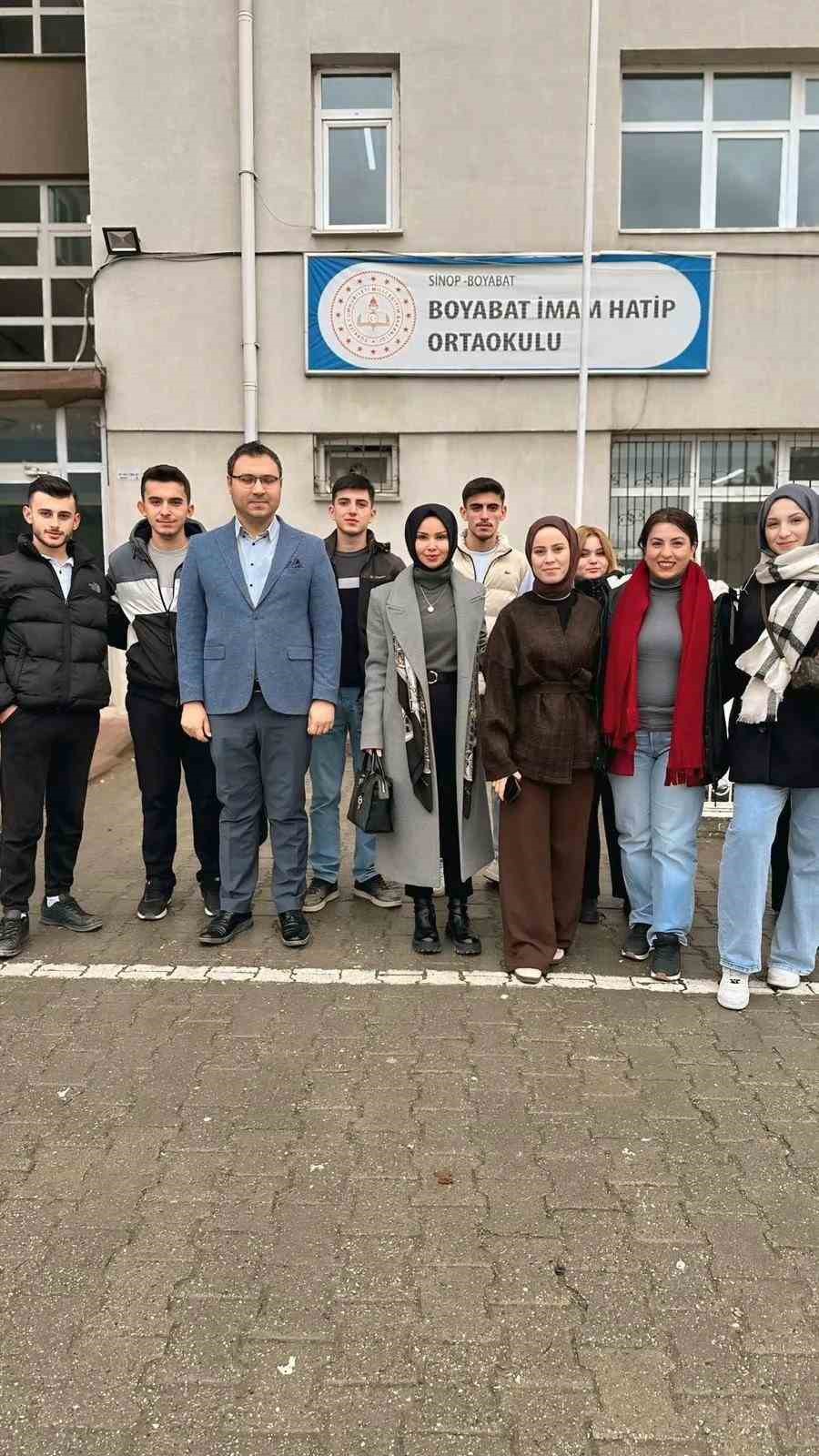 Sinop’ta sosyal sorumluluk projesi mesleki deneyime dönüştü
Sinop’ta sosyal sorumluluk projesi mesleki deneyime dönüştü
