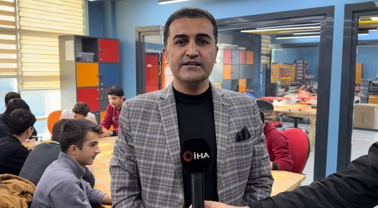 Yüksekova’da ilk robotik takımı ’Bezoar’ İstanbul yolcusu
