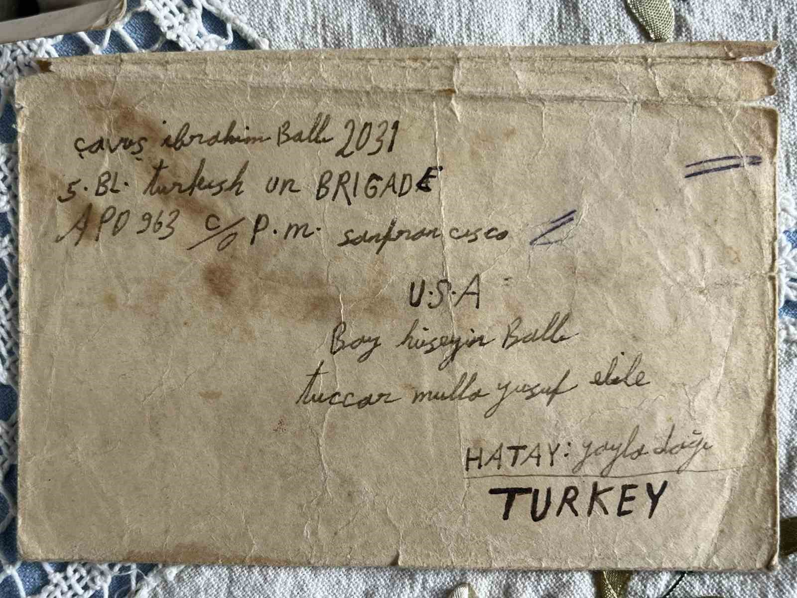 Yüzünü görüp, sesini duymadığı şehit babasının kendisi için yazdığı 75 yıllık mektubu yıllardır saklıyor
