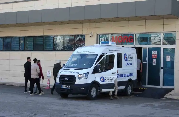 Arkadaşından emanet aldığı motosikletle geçirdiği kazada hayatını kaybetti
