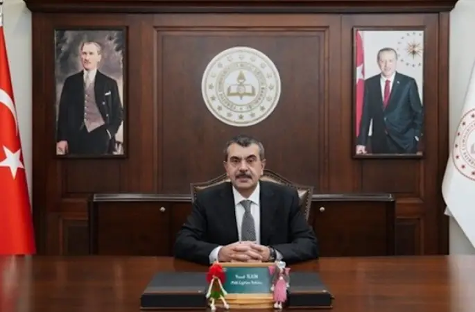 Bakan Tekin, Erzurum’da gastronomi lisesinin açılışına katıldı