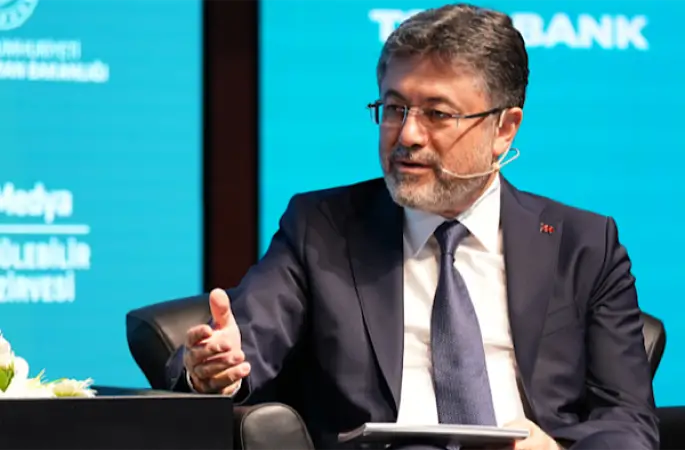 Bakan Yumaklı: Sapanca Gölü'nün korunması için çalışmayı sürdüreceğiz