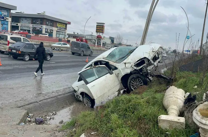 Çerkezköy’de feci kaza: 3 yaralı
