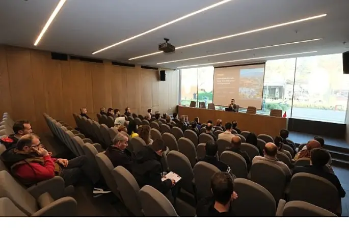 İnegöl Belediyesi'nde Personele Yapay Zeka Eğitimi Düzenlendi