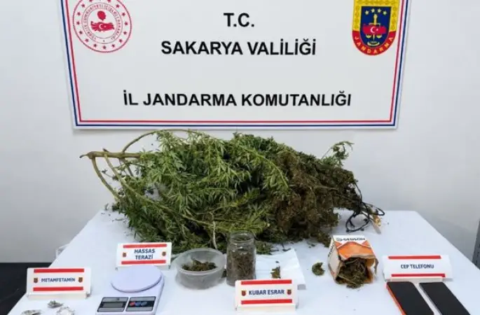 Sakarya’da uyuşturucu operasyonlarında 3 şüpheli tutuklandı