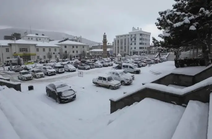 Yozgat ve bazı ilçelerinde eğitime 1 gün ara verildi
